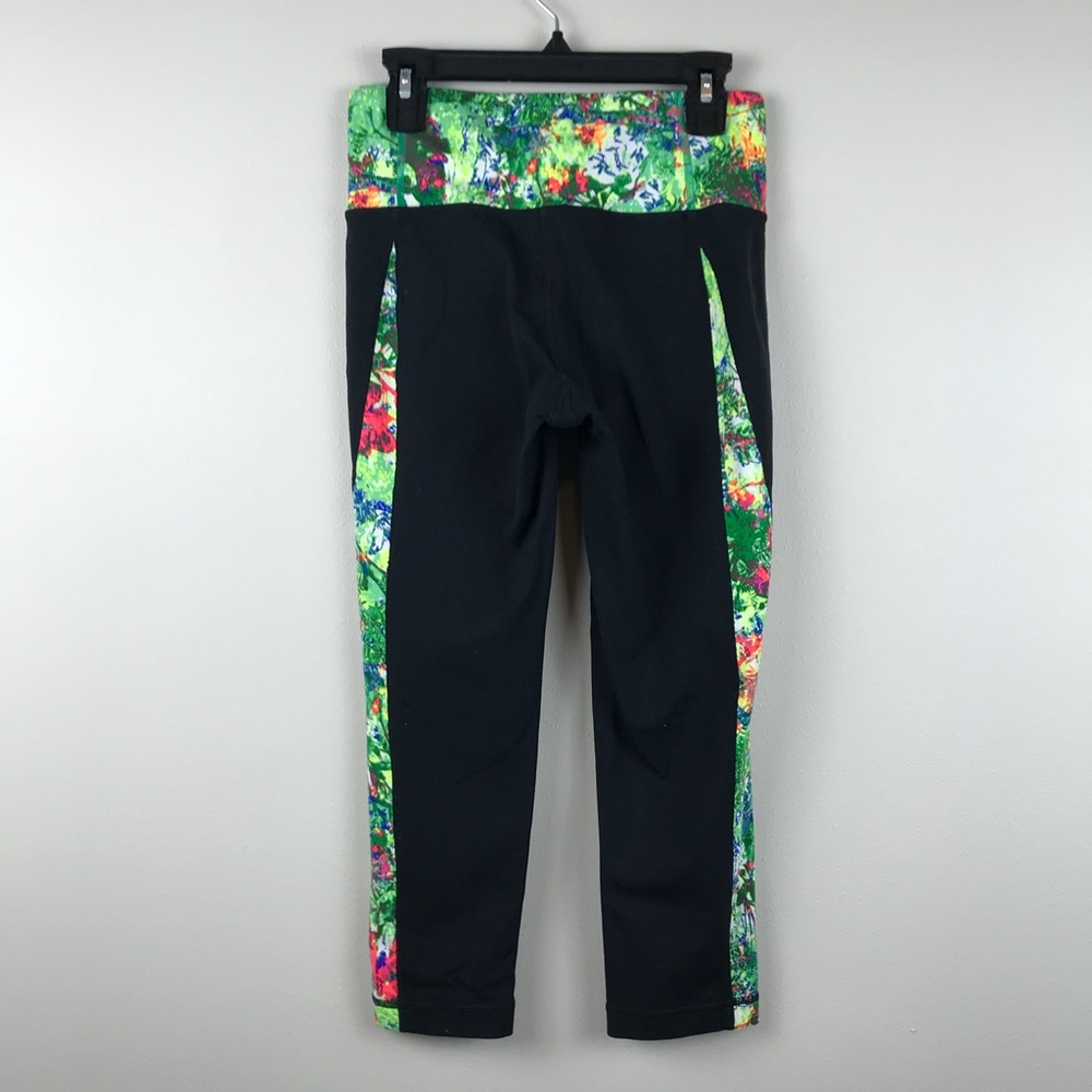 Athleta Watercolor Revelation Remix Capri Leggings - Size XS